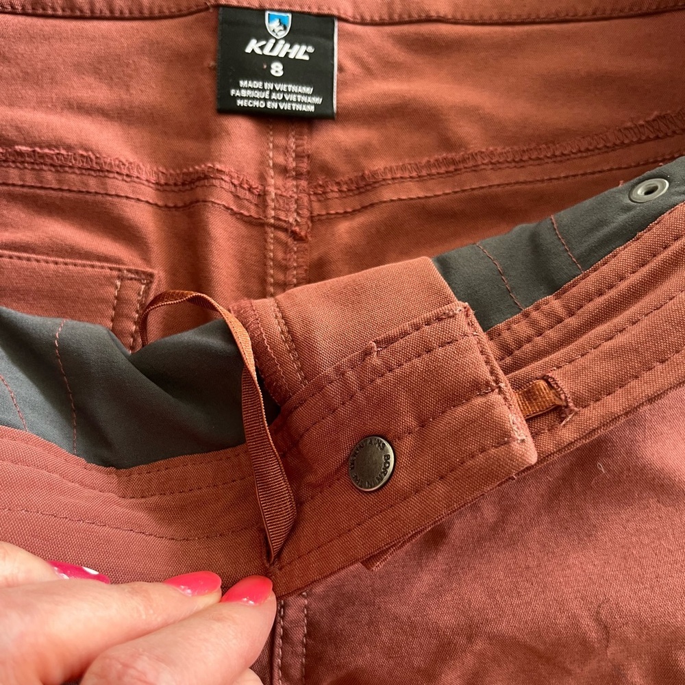 Kuhl Women's Rust Cargo Shorts - Picture 5 of 11